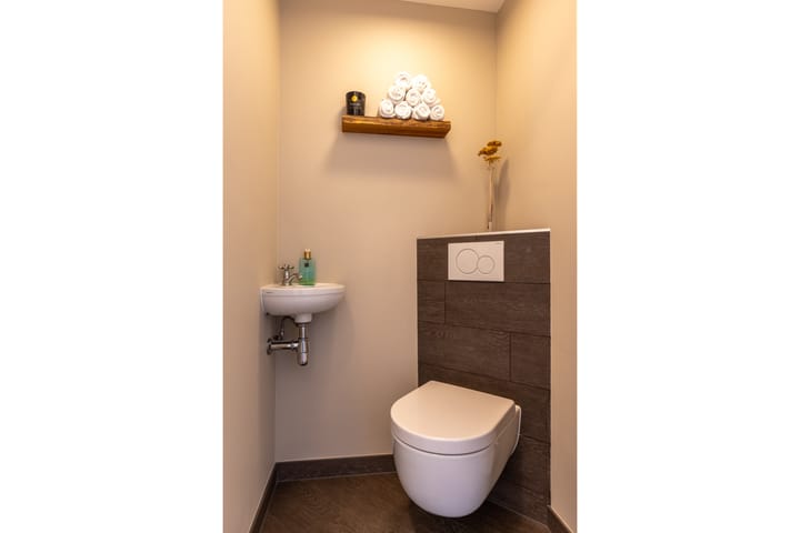 Photo 21 of Van Doetinchemstraat 7