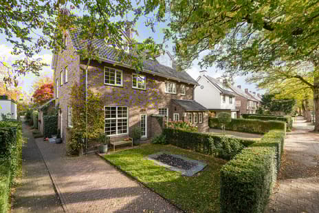 Van Voorst tot Voorststraat thumbnail