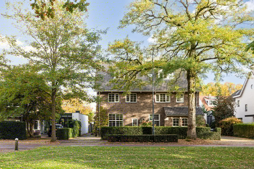 Foto 2 van Van Voorst tot Voorststraat 26