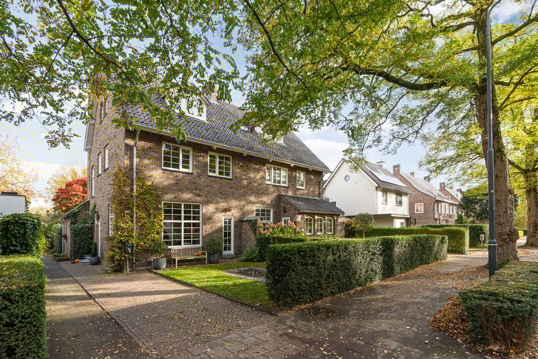 Foto 11 van Van Voorst tot Voorststraat 26