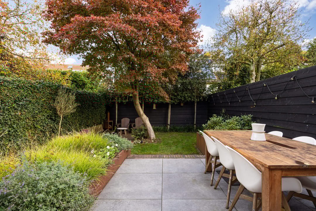 Foto 38 van Van Voorst tot Voorststraat 26