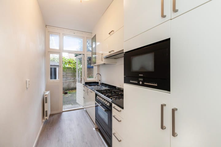 Photo 12 of Laan van Nieuw Oosteinde 338