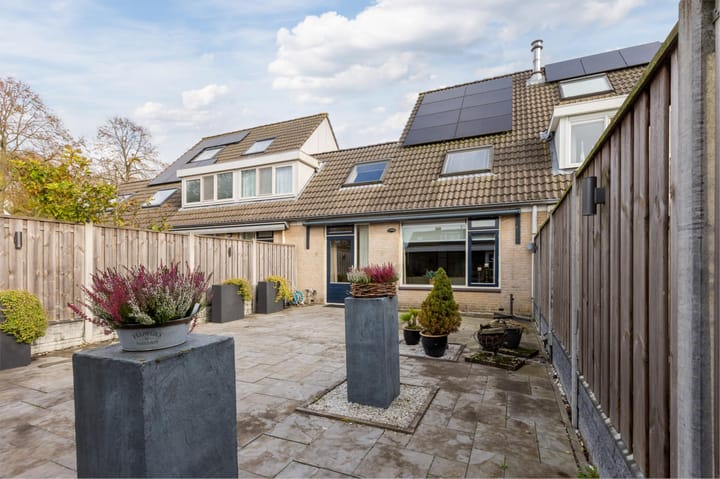 Foto 48 van Poulencstraat 39