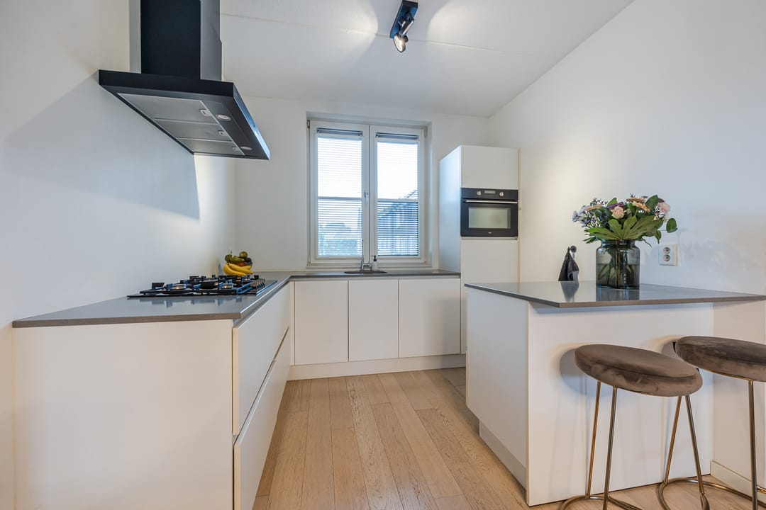 Foto 2 van Burgemeester Schoonheijtstraat 5