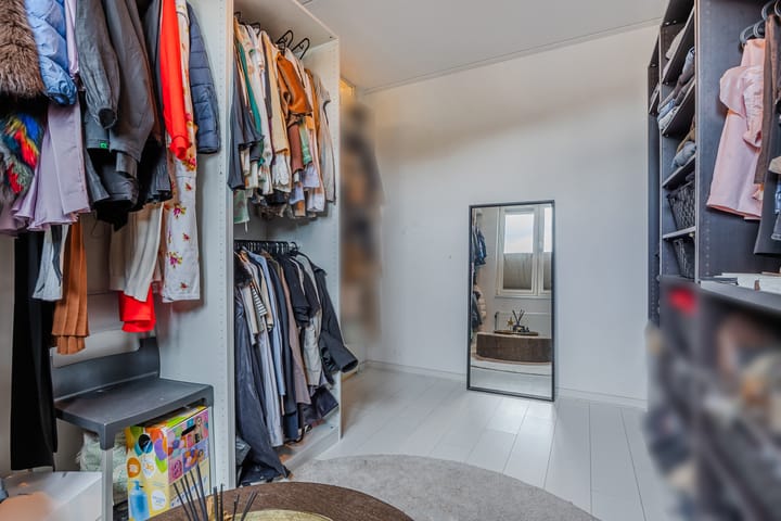 Photo 28 of Burgemeester Schoonheijtstraat 5