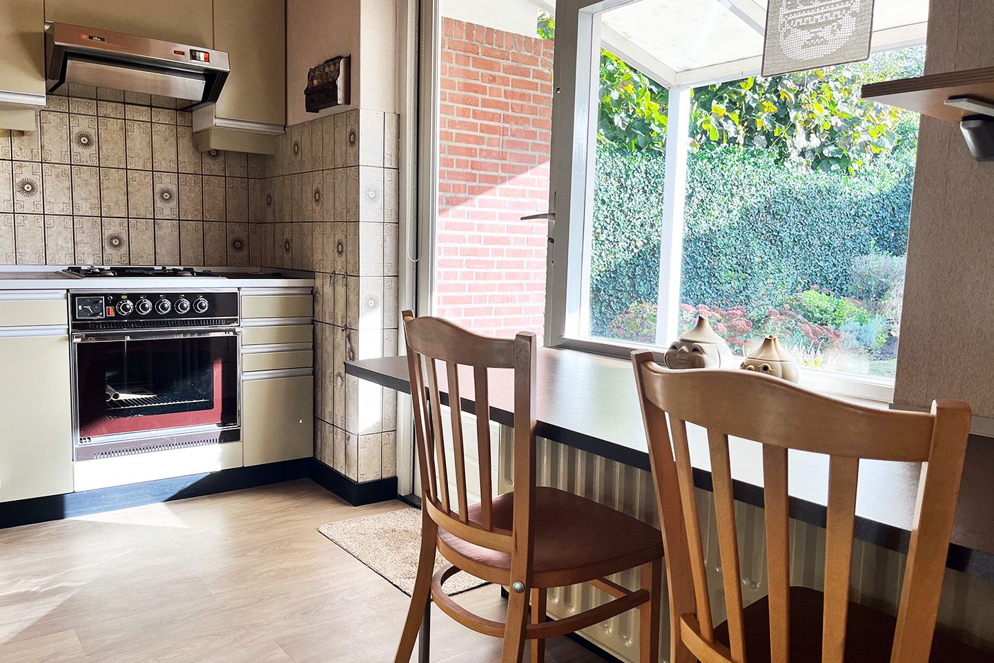 Photo 6 of Beatrixstraat 6