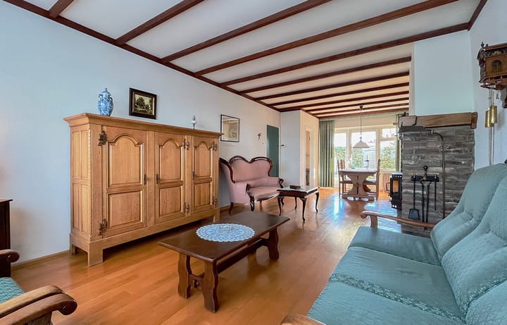 Photo 9 of Beatrixstraat 6