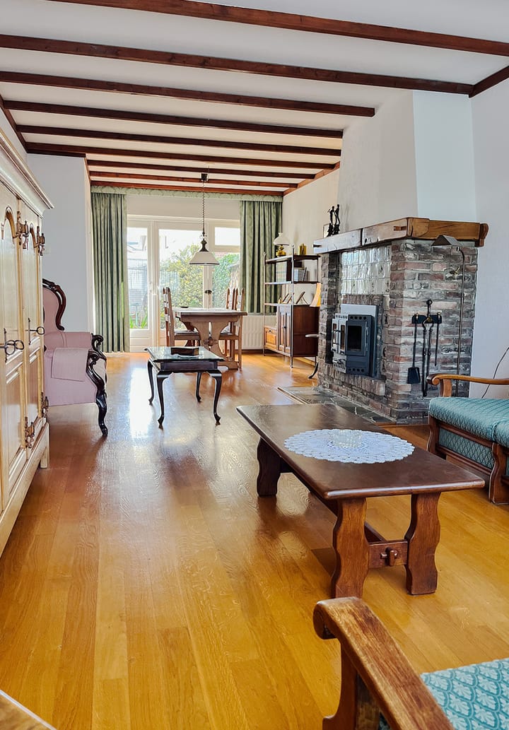 Photo 10 of Beatrixstraat 6