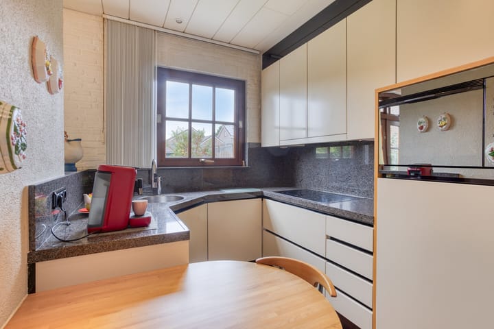 Foto 9 van Voerenweg 36