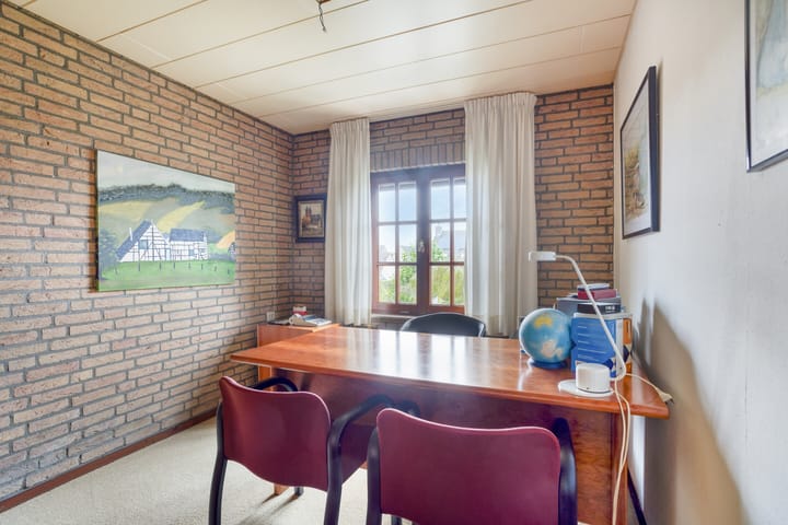 Foto 18 van Voerenweg 36