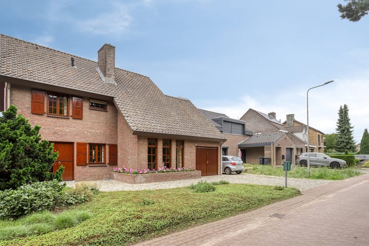 Foto 38 van Voerenweg 36