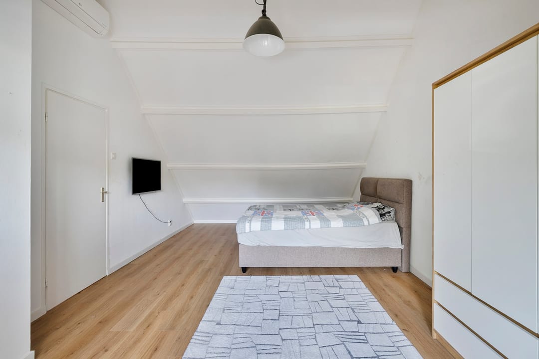 Foto 32 van Loggerstraat 46