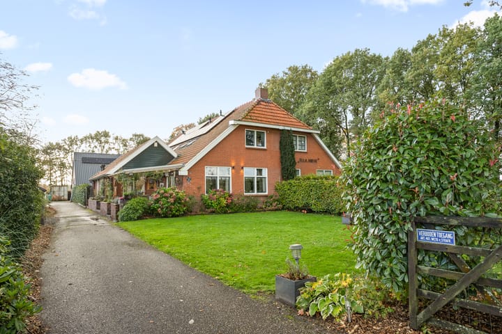 Photo 12 of Rolderstraat 59