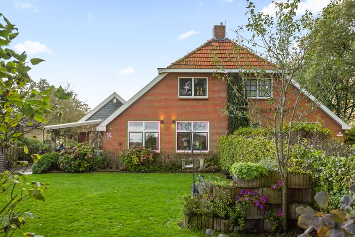 Photo 13 of Rolderstraat 59