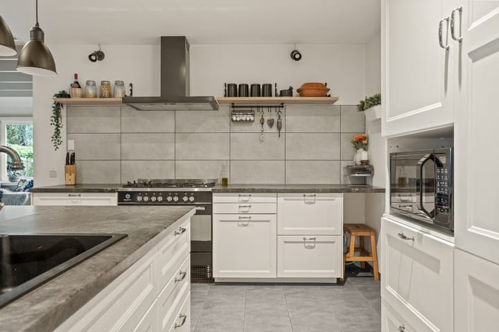 Photo 30 of Rolderstraat 59