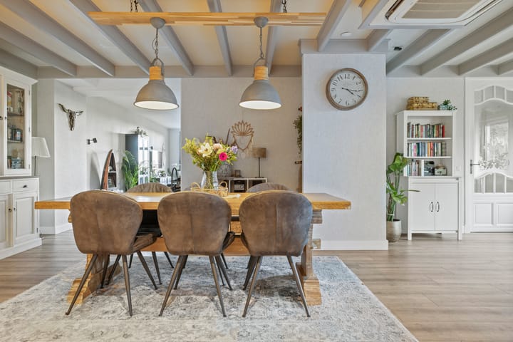 Photo 32 of Rolderstraat 59