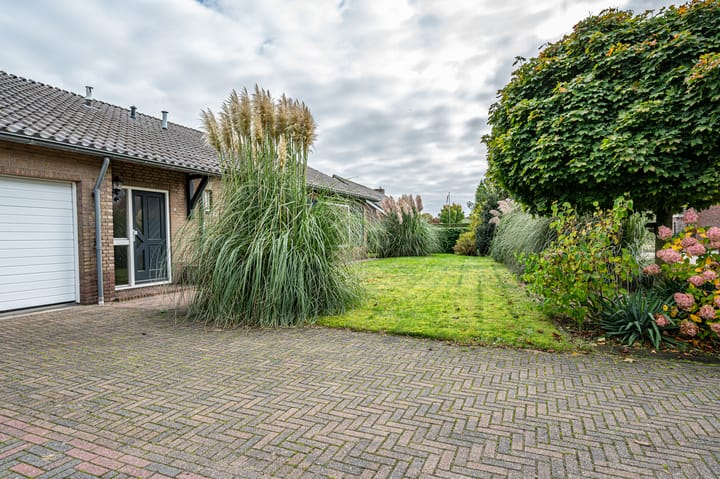 Photo 36 of Goudenregenstraat 3