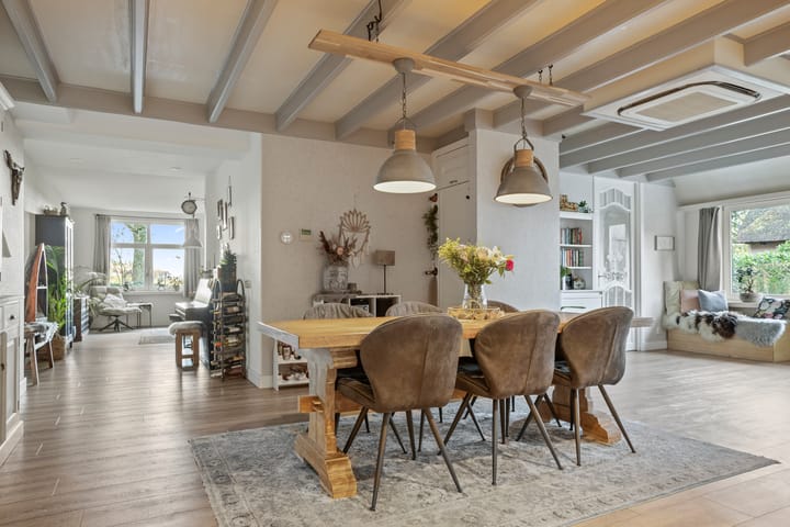 Photo 33 of Rolderstraat 59