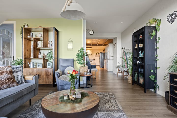 Photo 36 of Rolderstraat 59