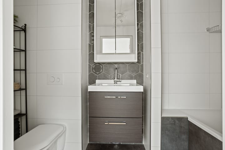 Photo 46 of Rolderstraat 59