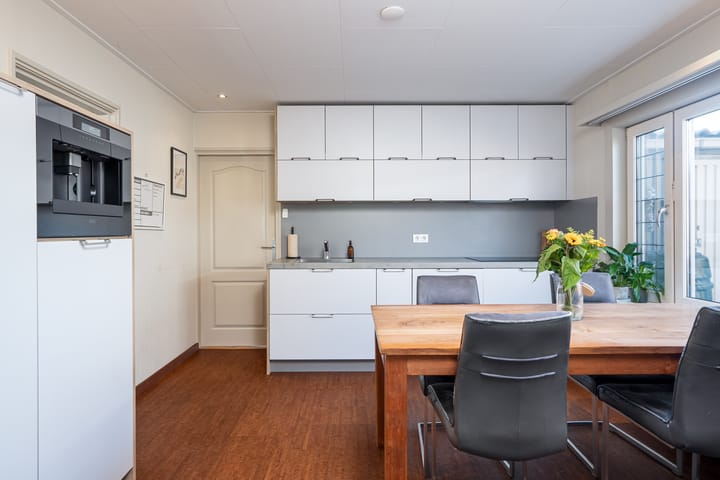 Foto 15 van Hoofdstraat 4