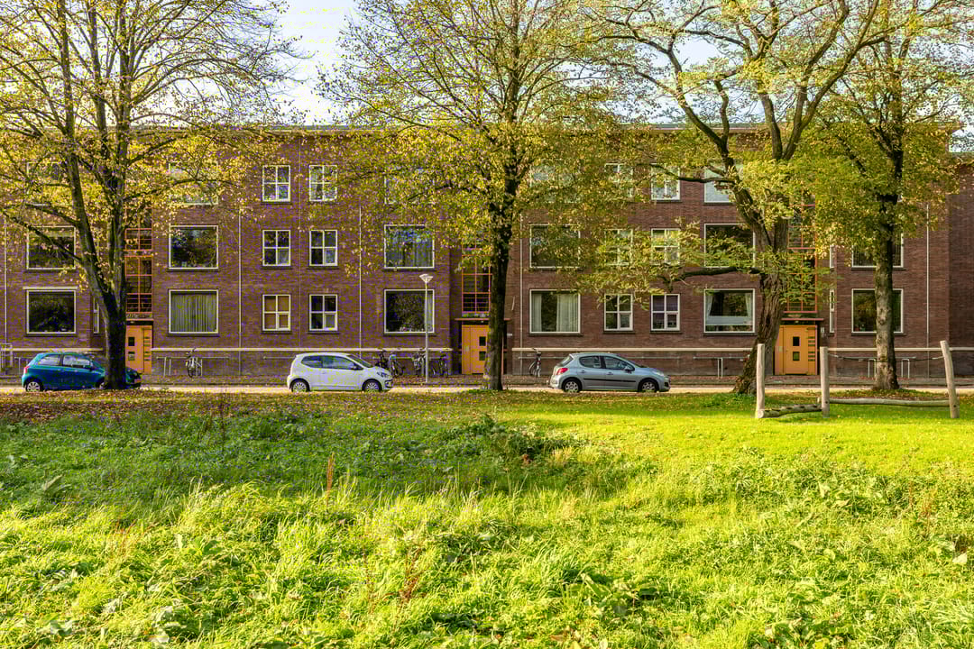 Foto 1 van Paramaribostraat 78