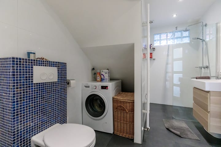 Photo 10 of Postjeskade 179-H