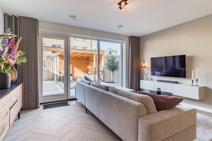 Foto 14 van Vuurijzer 89