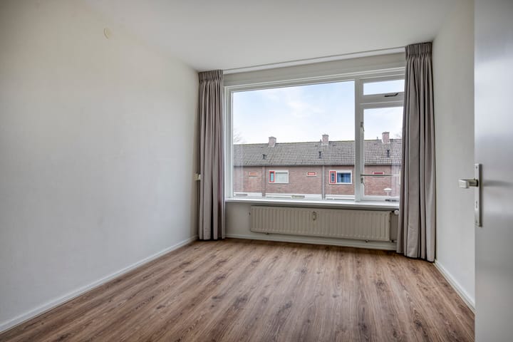 Photo 16 of Veldmaarschalk Montgomerylaan 885