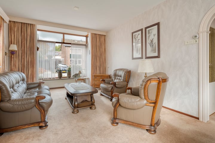 Photo 9 of Anjerstraat 11