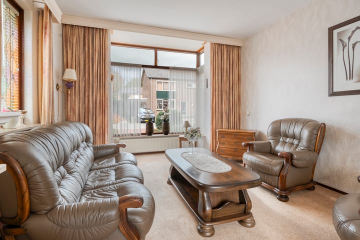 Photo 10 of Anjerstraat 11