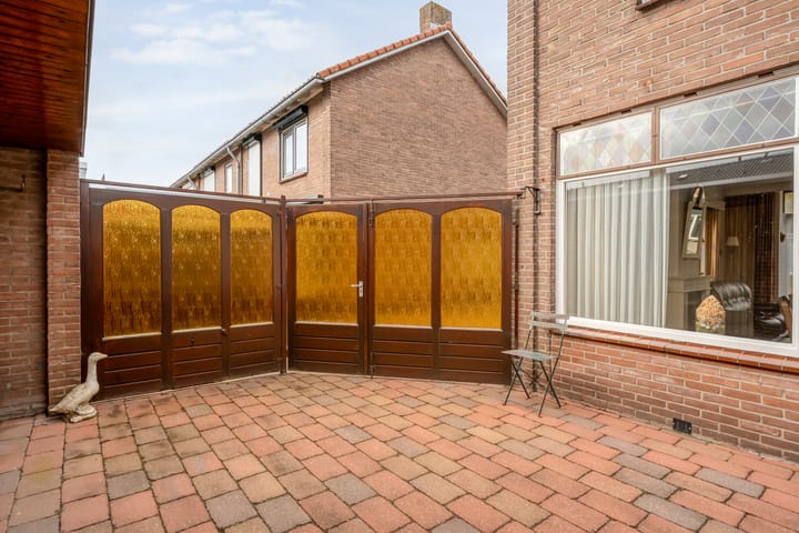 Photo 37 of Anjerstraat 11