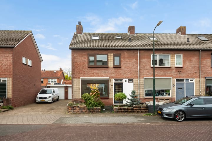 Foto 42 van Rembrandtstraat 49