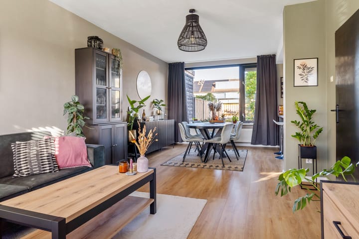 Photo 3 of Easter Omwei 29