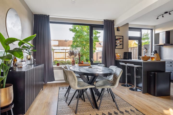 Photo 5 of Easter Omwei 29