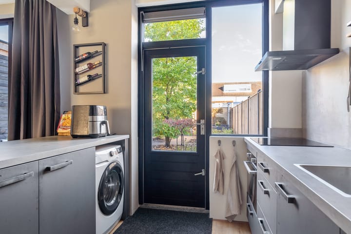 Photo 18 of Easter Omwei 29