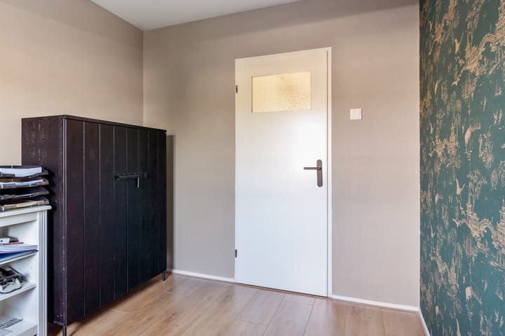 Photo 30 of Easter Omwei 29