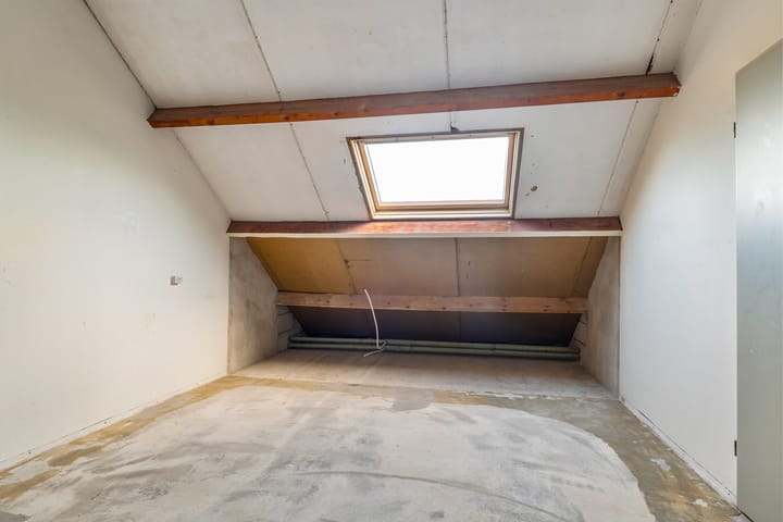 Photo 34 of Easter Omwei 29