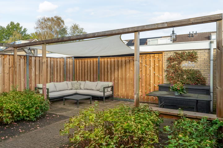 Photo 38 of Easter Omwei 29