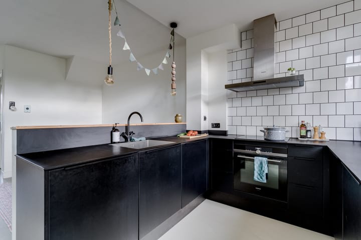 Photo 18 of Witte de Withstraat 29