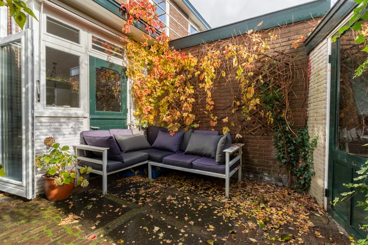 Photo 49 of Witte de Withstraat 29