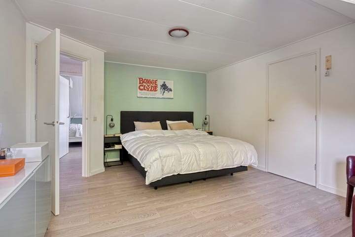 Photo 33 of Stocreve 24