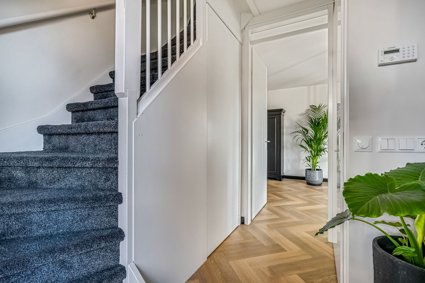 Photo 5 of Beatrixstraat 68-H