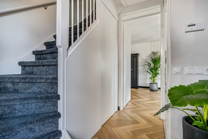 Photo 5 of Beatrixstraat 68-H