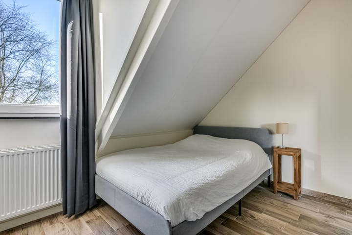 Photo 21 of Beatrixstraat 68-H