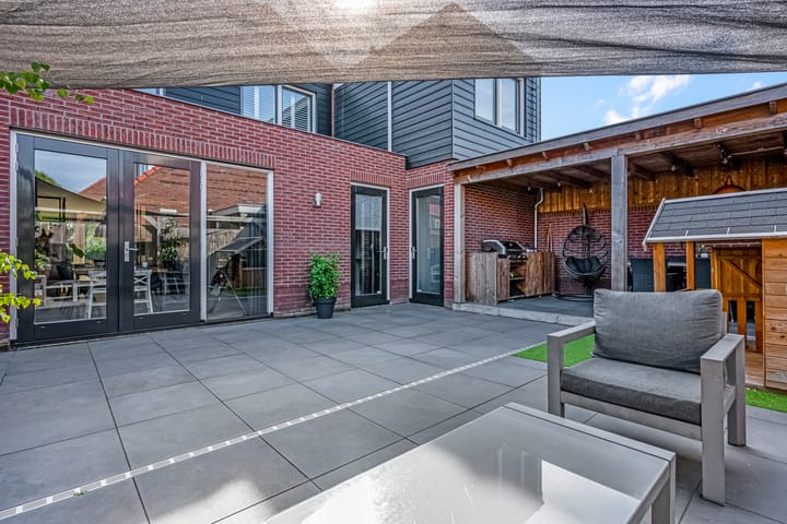 Photo 27 of Beatrixstraat 68-H