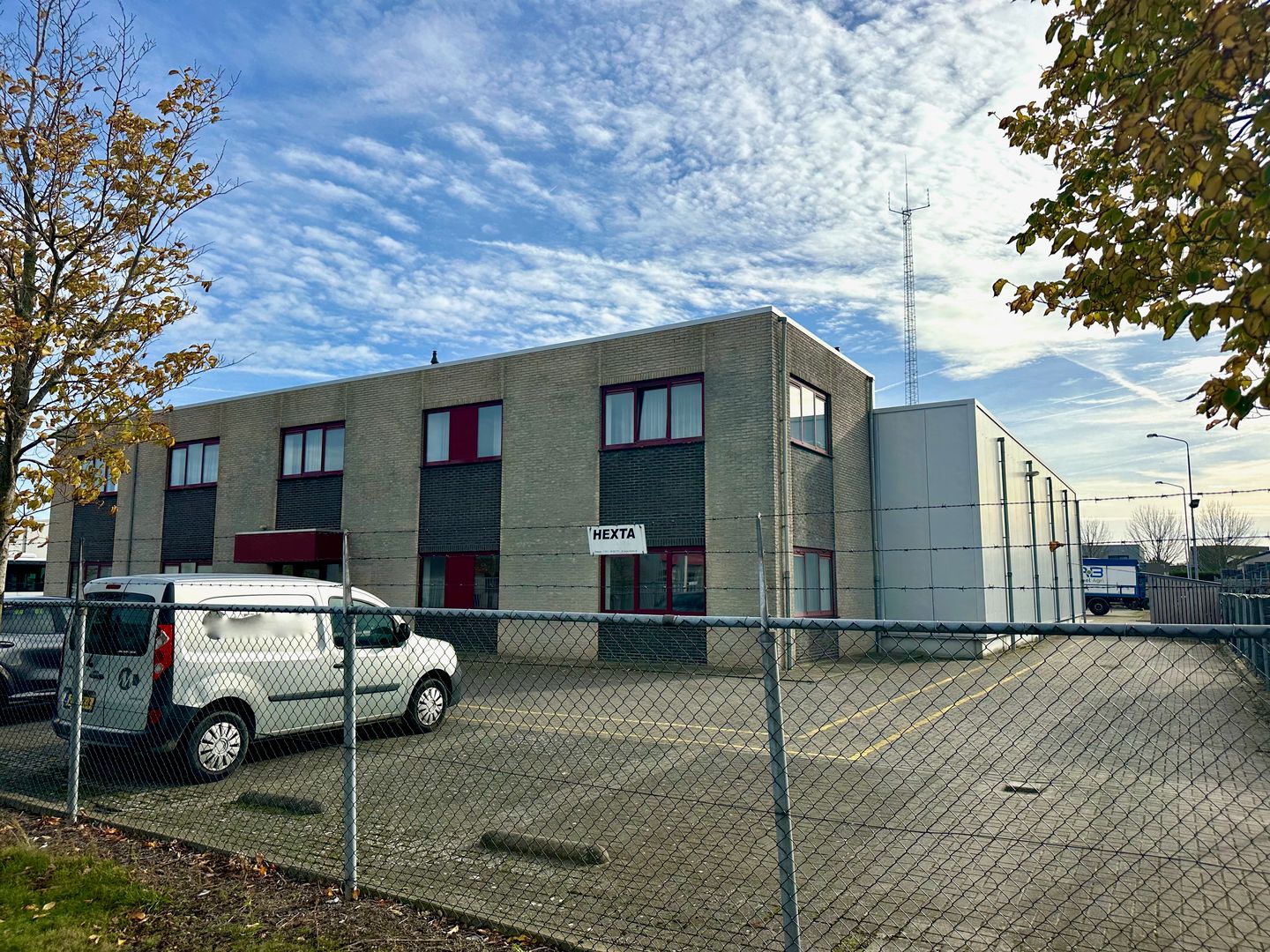 View photo 3 of Neringweg 9