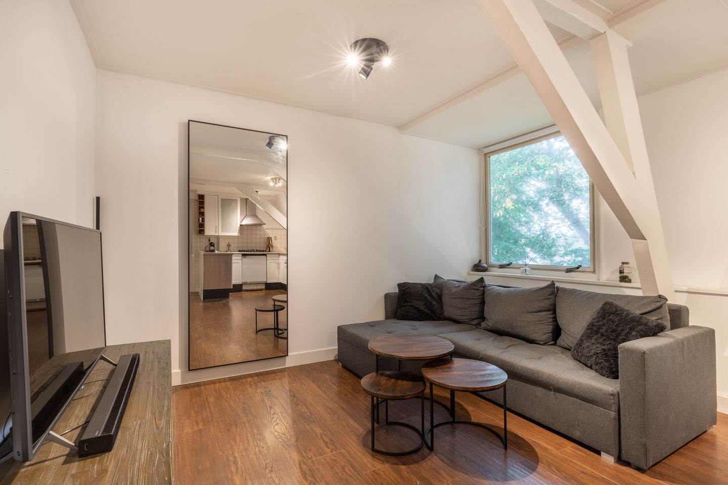 Foto 5 van Overtoom 52