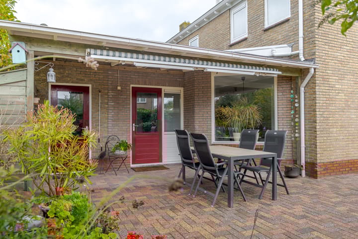 Foto 23 van Larixlaan 14