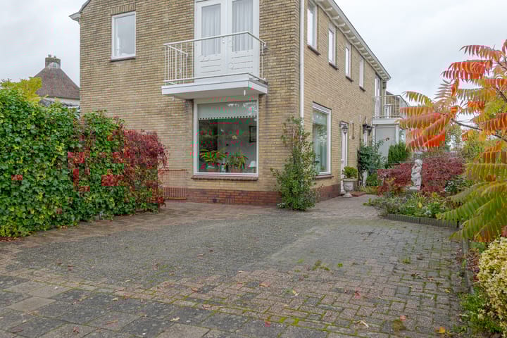 Foto 27 van Larixlaan 14